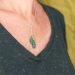 1000058299 Collier en argent 925 avec un pendentif aux trois perles vertes, collection Arolle